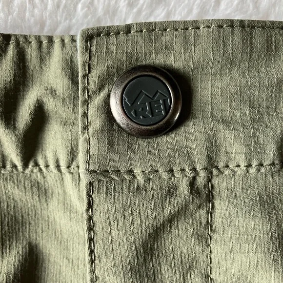 REI Venturi Hiking Shorts - Picture 5 of 10